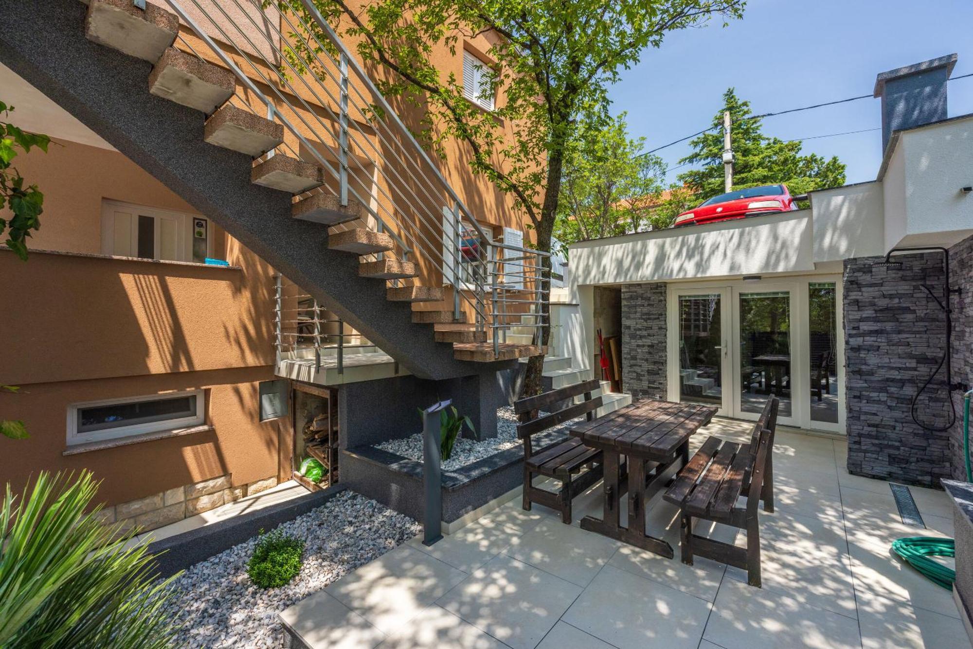 Apartments Plemmy Jadranovo Bagian luar foto