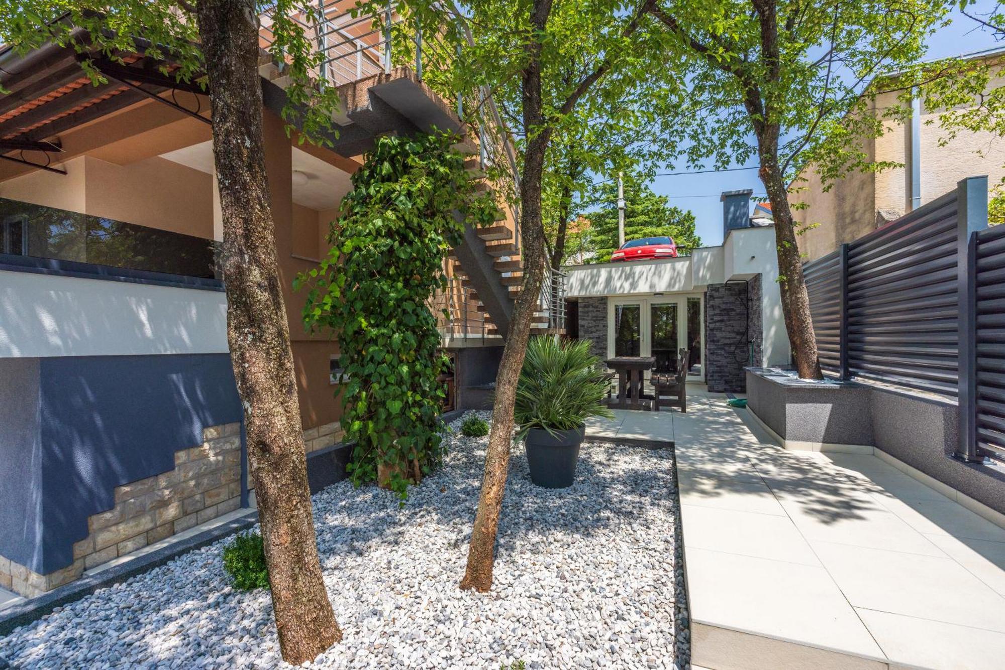 Apartments Plemmy Jadranovo Bagian luar foto