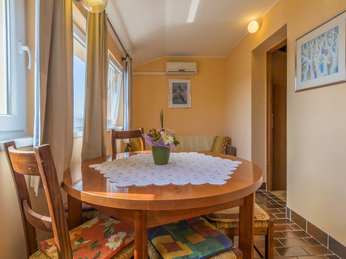 Apartments Plemmy Jadranovo Bagian luar foto