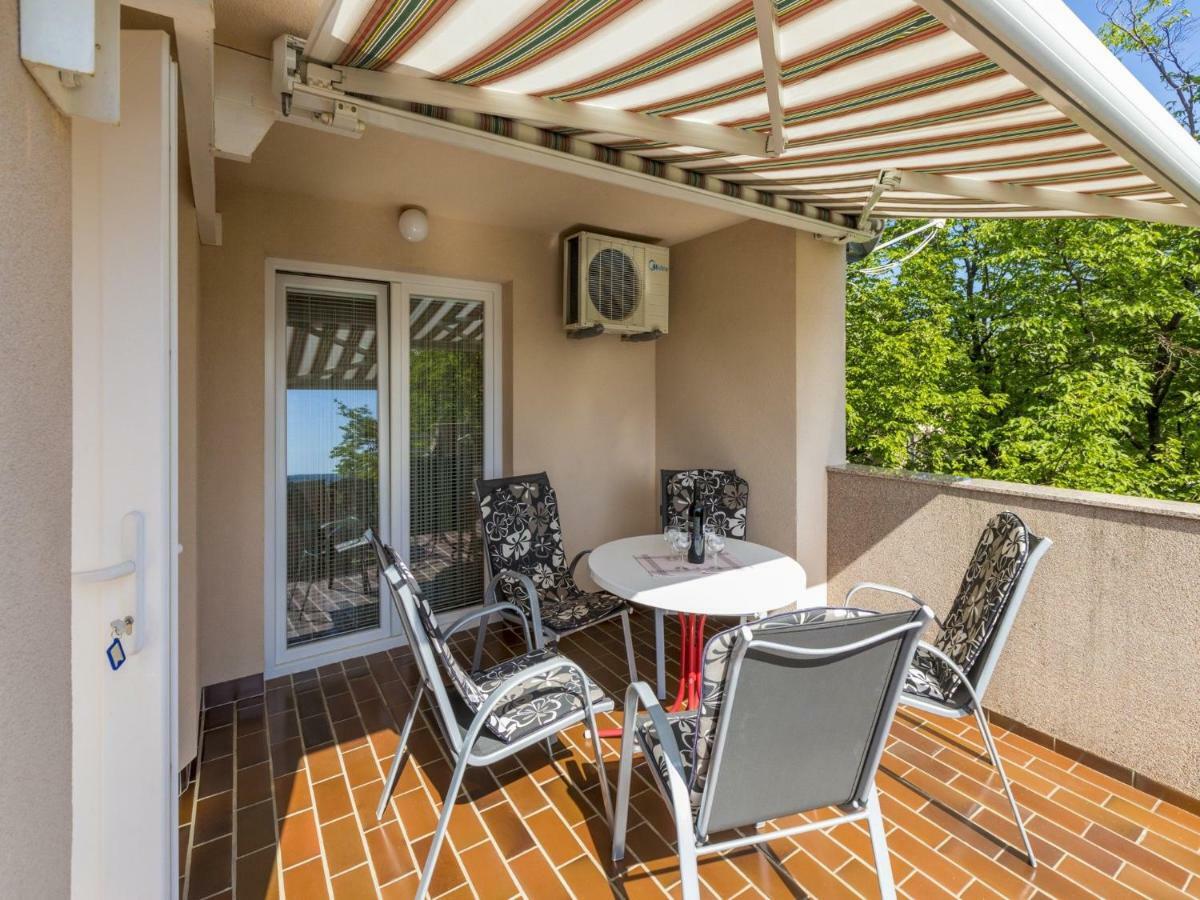 Apartments Plemmy Jadranovo Bagian luar foto